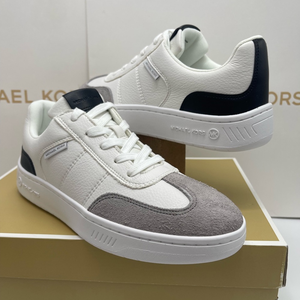 MICHAEL KORS Kai Mixed-Media Sneaker
Kai White
Cream and Gray Casual Sneakers - Picture 11 of 16
